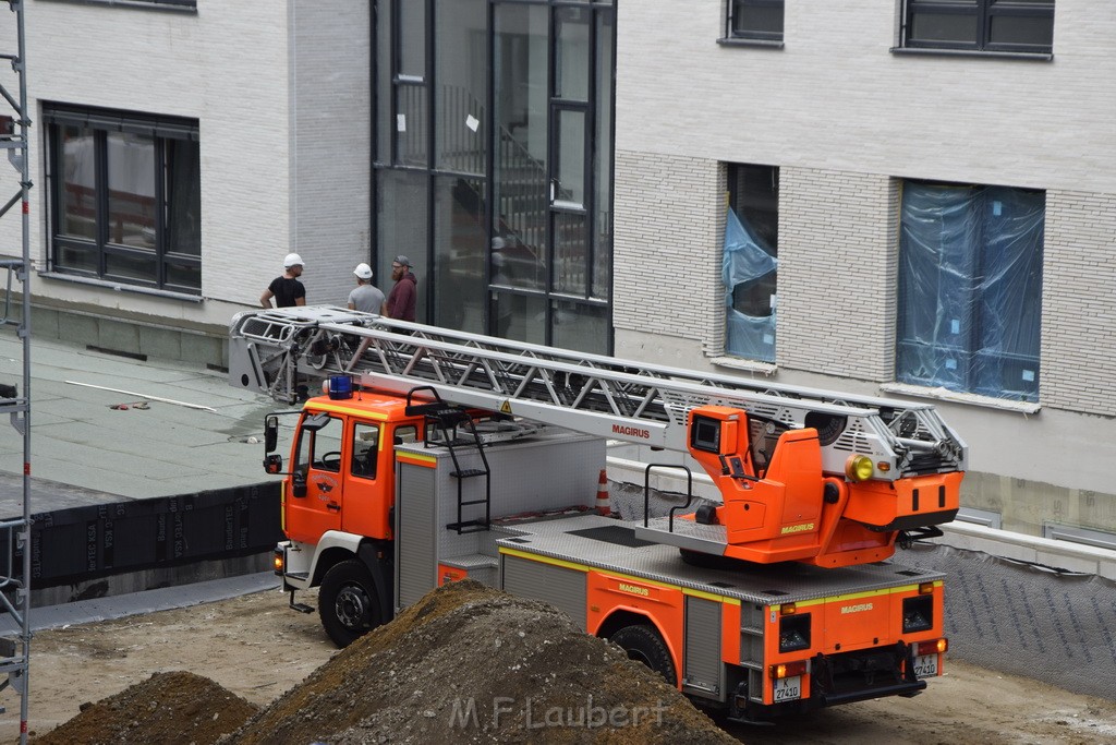 Fassadenfeuer Baustelle Koeln Kalk Dillenburgerstr P43.JPG - Miklos Laubert